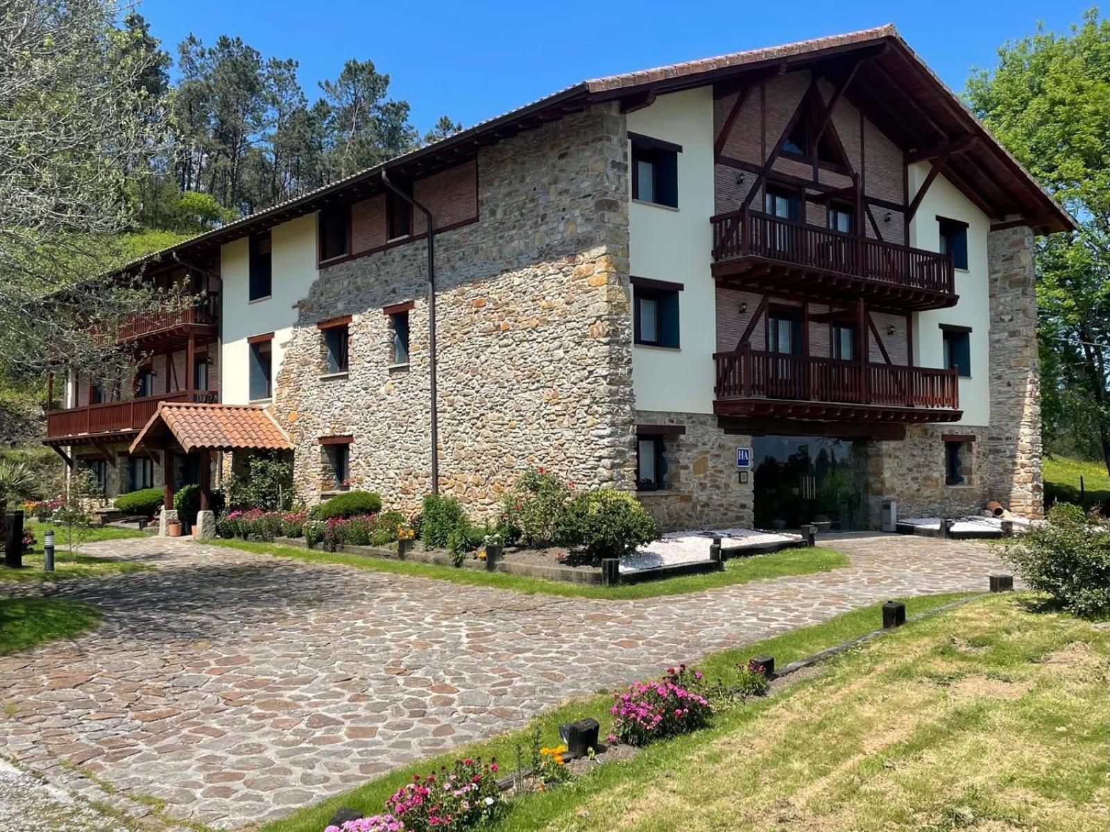 Hotel-Apartamento Rural Atxurra Bermeo Exterior foto